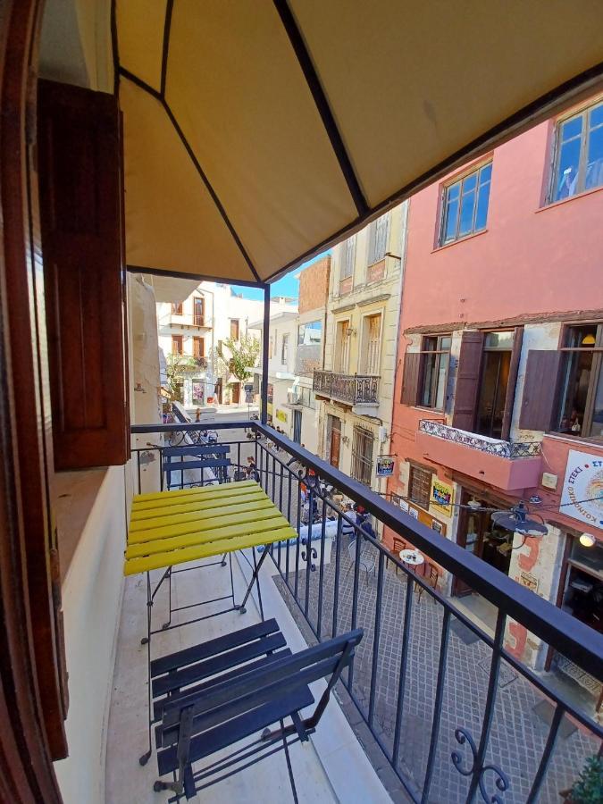 Nina'S Central Apartment Chrissi Akti Chania Exterior foto
